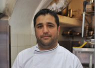 بالفيديو: المطبخ الفرنسي مع الشيف علي زعبي - قريباً عبر يافا 48 